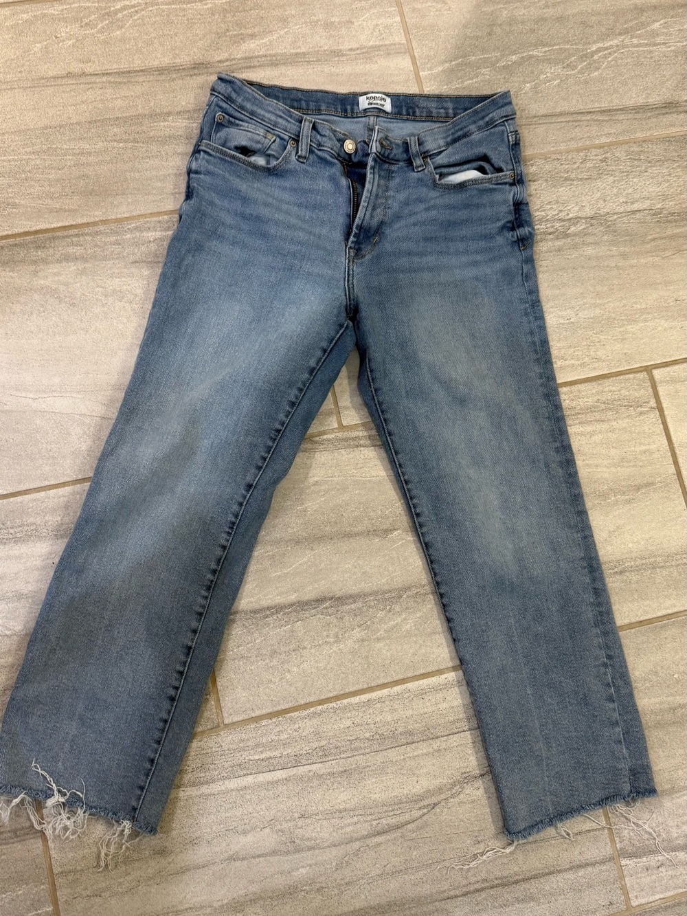 Kensie Straight Leg Raw Hem Jeans